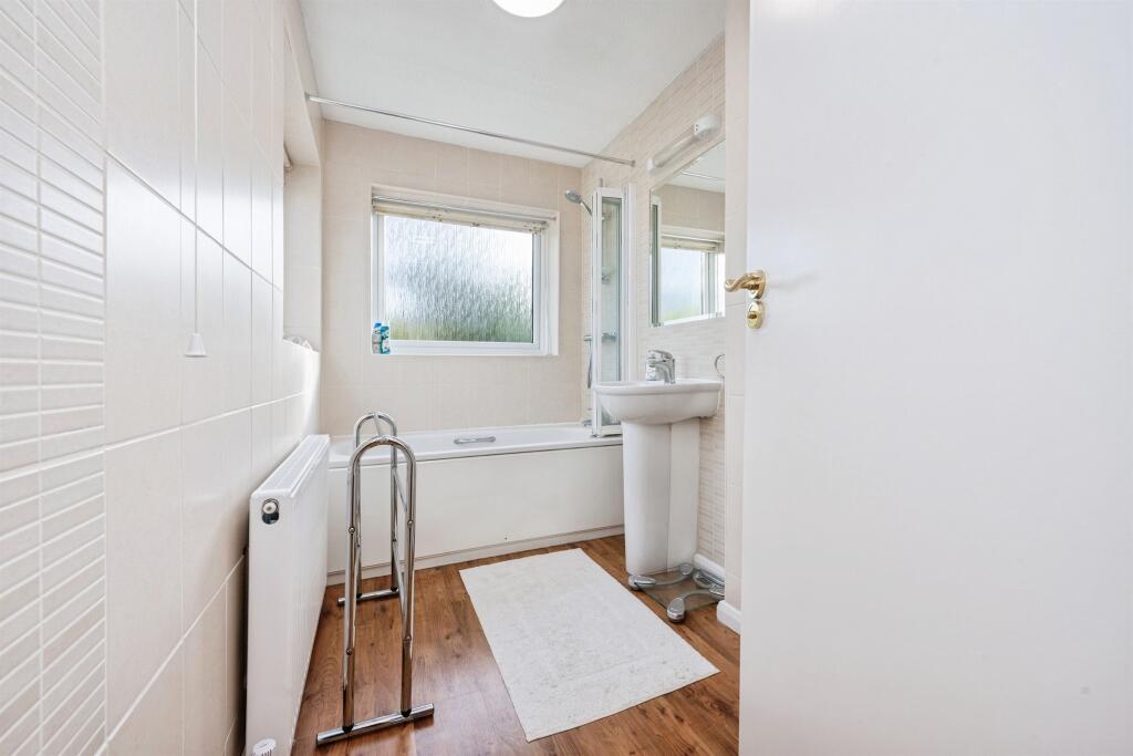 Additional image 23 of Mayflower Road, Park Street, St. Albans