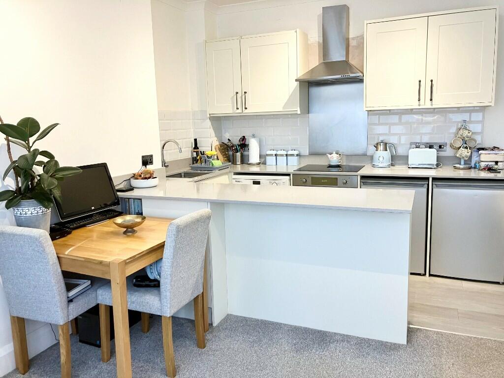 Additional image 4 of Carlisle Avenue, St. Albans, Hertfordshire, AL3 5LU