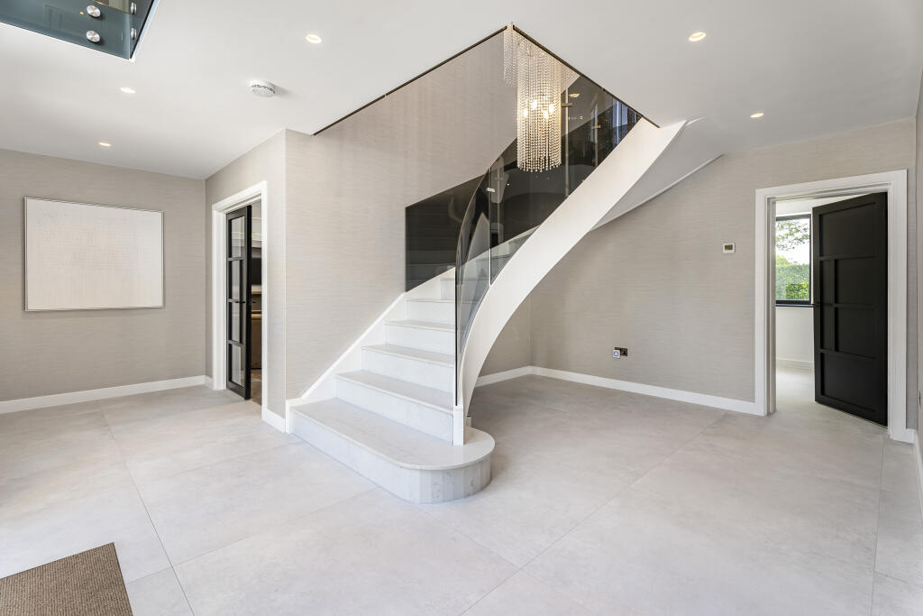 Additional image 12 of Orchard Road, Tewin, Welwyn, AL6