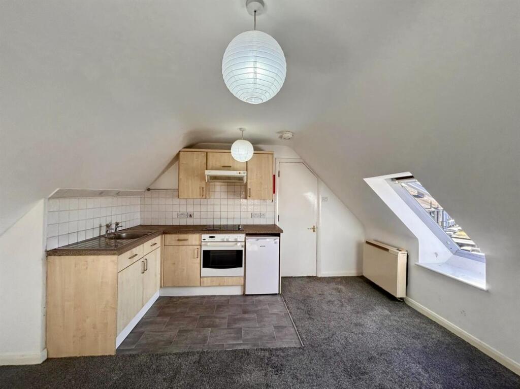 Additional image 4 of Manor Parade, Hatfield