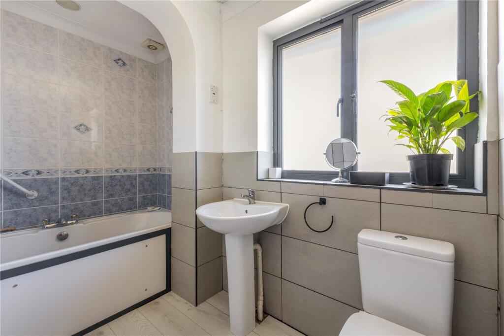 Additional image 15 of Crouch Hall Lane, Redbourn, St. Albans, Hertfordshire, AL3