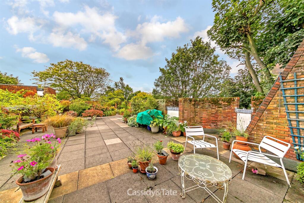 Additional image 14 of 12 Heritage CloseSt AlbansHertfordshire