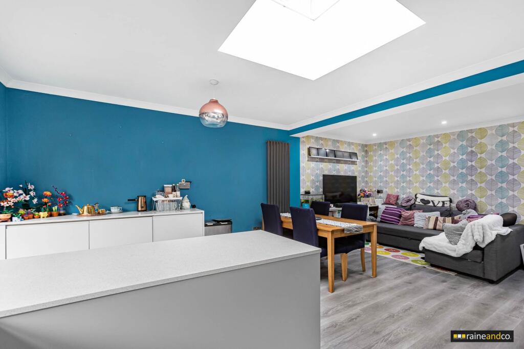 Additional image 7 of Broad Acres, Hatfield