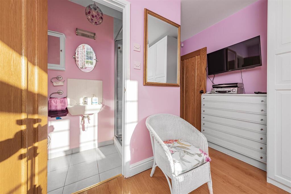 Additional image 12 of Newlyn Close, Bricket Wood, St. Albans