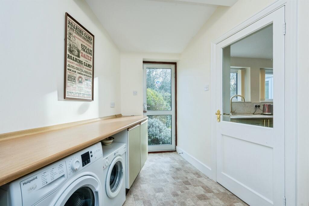 Additional image 13 of Mayflower Road, Park Street, St. Albans