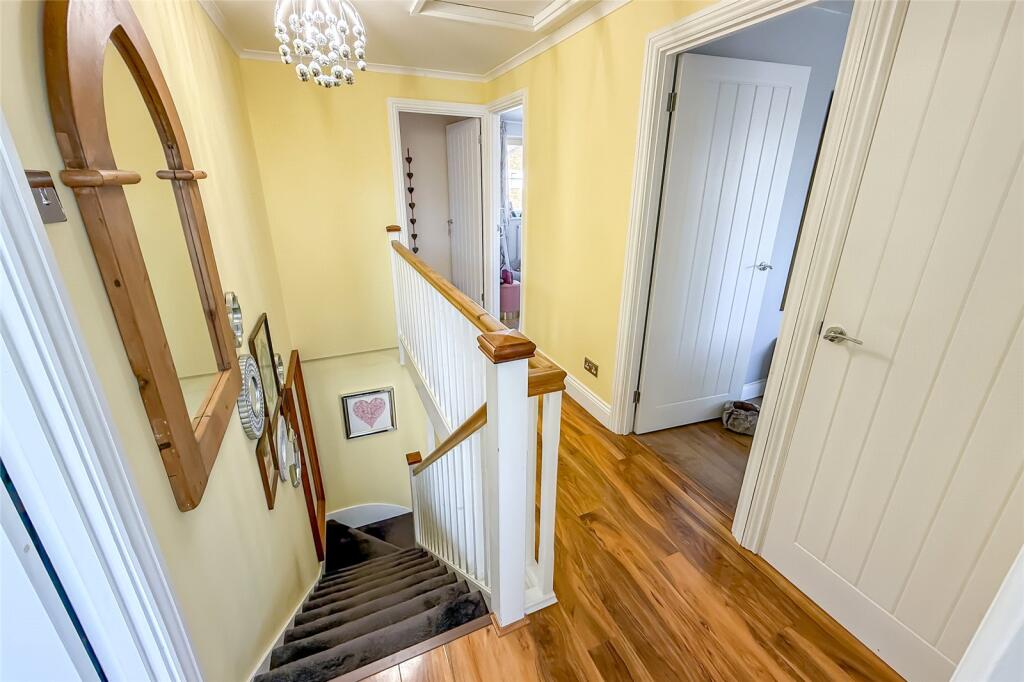 Additional image 20 of Bridle Close, St. Albans, Hertfordshire, AL3