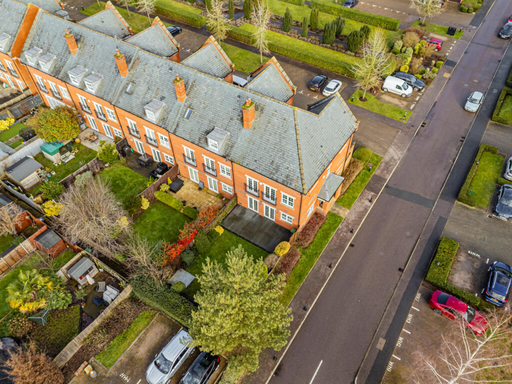 Additional image 12 of Beningfield Drive, London Colney, St. Albans, Hertfordshire, AL2