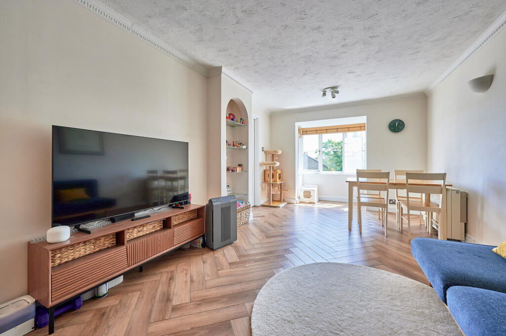 Additional image 13 of The Larches, Milford Close, St. Albans, Hertfordshire, AL4