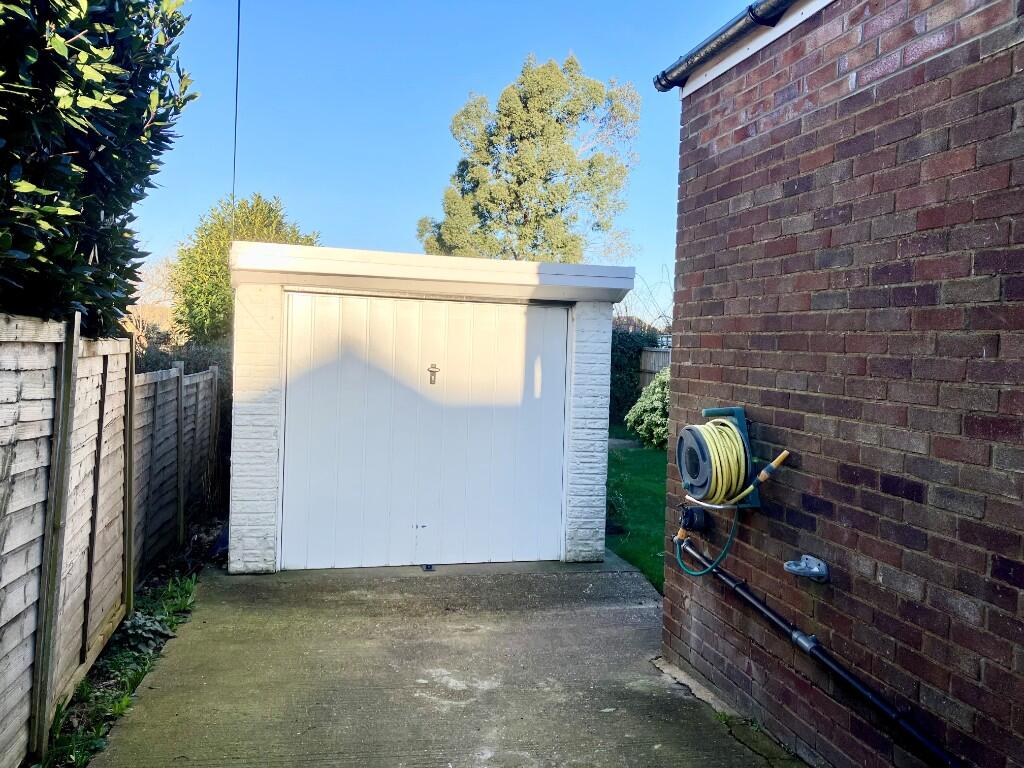 Additional image 5 of Seaman Close, St. Albans, Hertfordshire, AL2 2NX