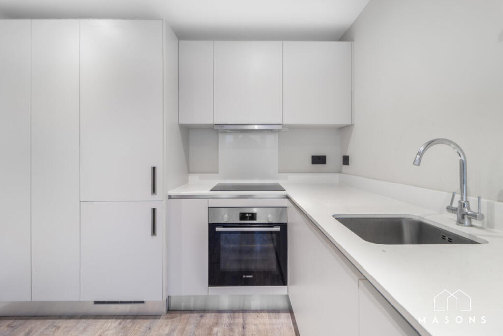 Fountain House, Parkway, Welwyn Garden City, Hertfordshire, AL8 6DS