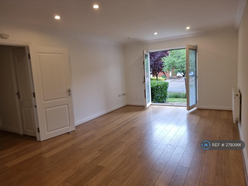 Additional image 8 of Berwick Place, Welwyn Garden City, AL7