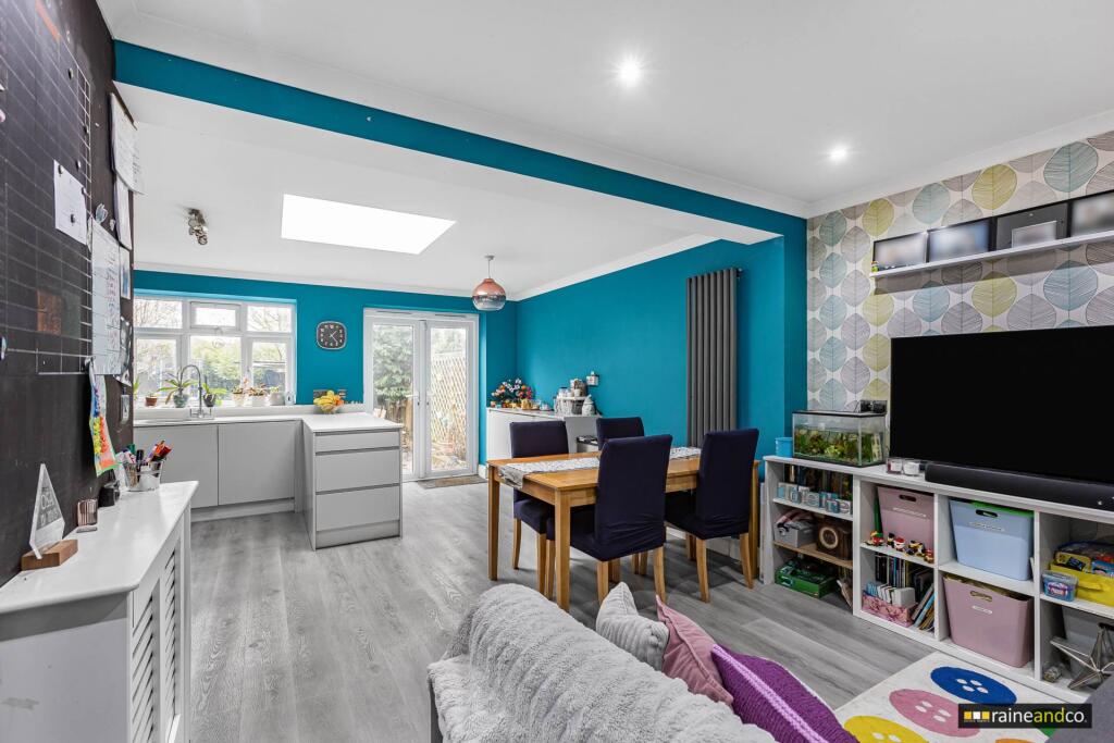 Additional image 9 of Broad Acres, Hatfield