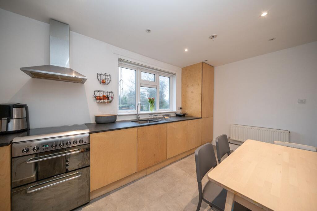 Additional image 3 of Tingeys Close, Redbourn, AL3