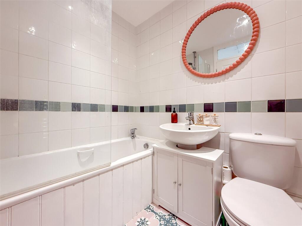 Additional image 8 of Field Close, Sandridge, St. Albans, Hertfordshire, AL4