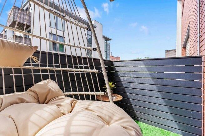 Additional image 16 of 165 Granville Street