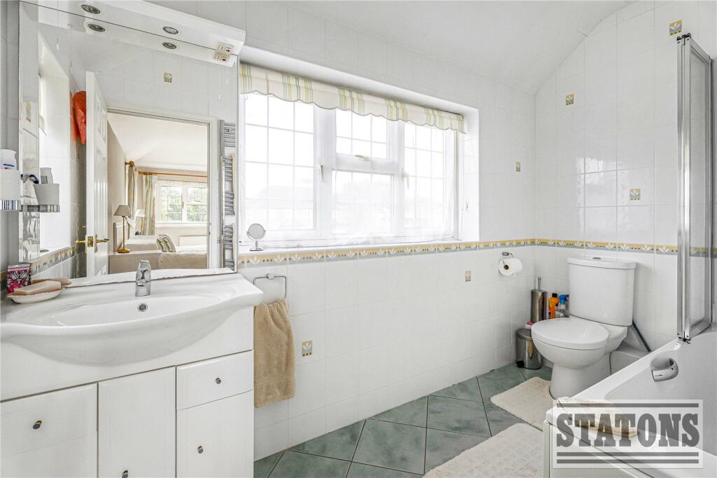 Additional image 19 of Mymms Drive, Brookmans Park, Hertfordshire, AL9