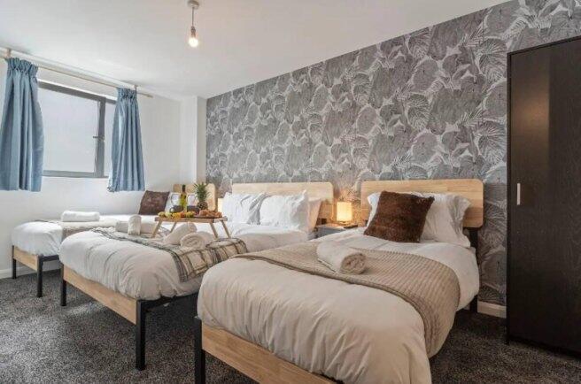 Additional image 25 of 165 Granville Street