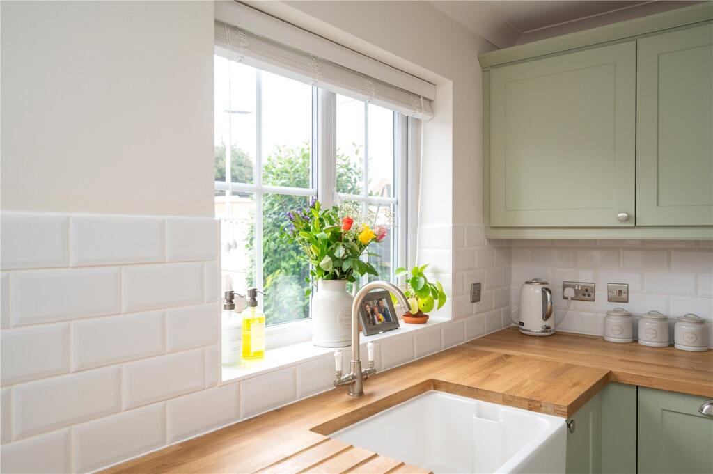 Additional image 18 of Woodlea, Hammers Gate, St. Albans, Hertfordshire