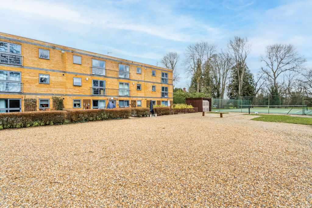 Additional image 12 of Astwick Manor, Coopers Green Lane, Hatfield, Hertfordshire, AL10