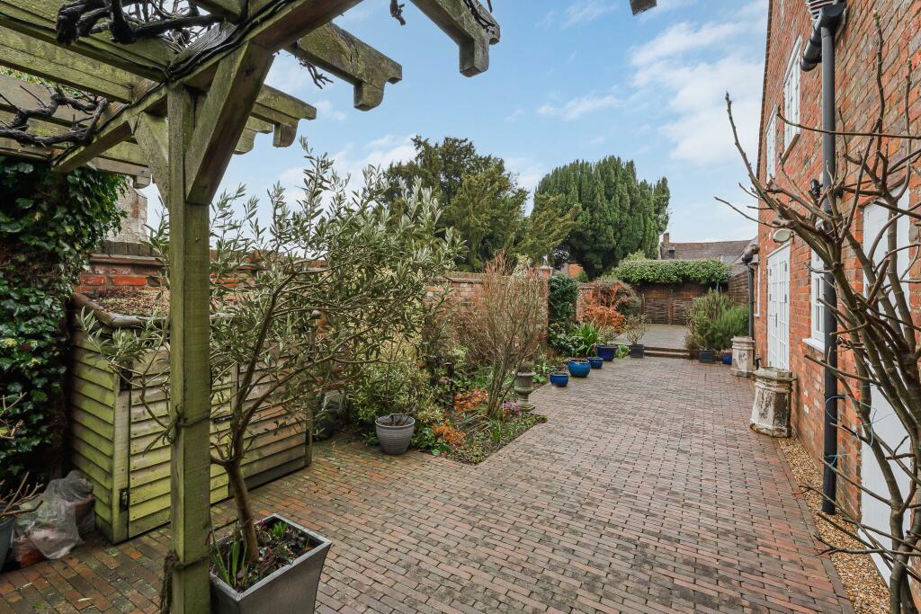 Additional image 20 of High Street, Flamstead, St. Albans, AL3