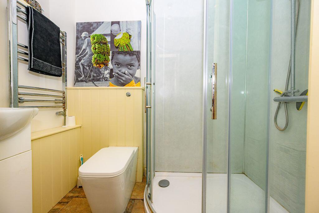 Additional image 18 of Dixons Hill Road, Welham Green