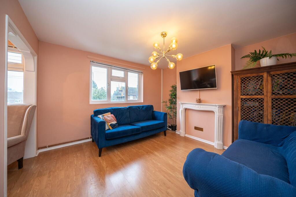 Additional image 2 of Tingeys Close, Redbourn, AL3