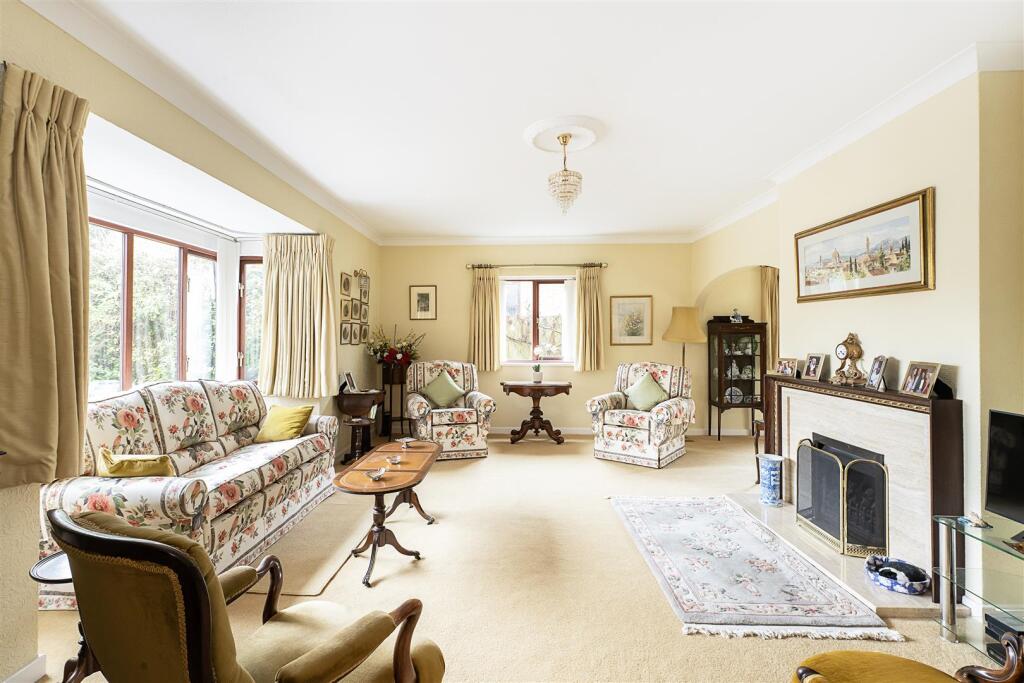 Additional image 3 of Hatching Green, Harpenden