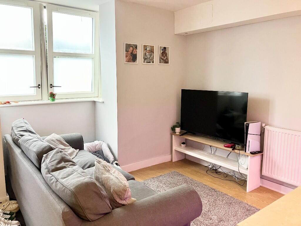 Additional image 6 of High Street, London Colney, St. Albans, Hertfordshire, AL2