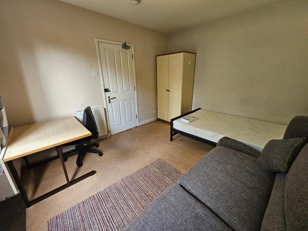 Additional image 4 of Bradshaws, Hatfield, AL10