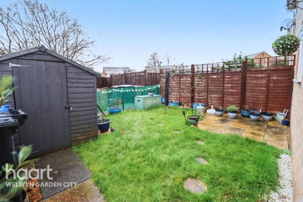 Additional image 12 of Lords Wood, Welwyn Garden City