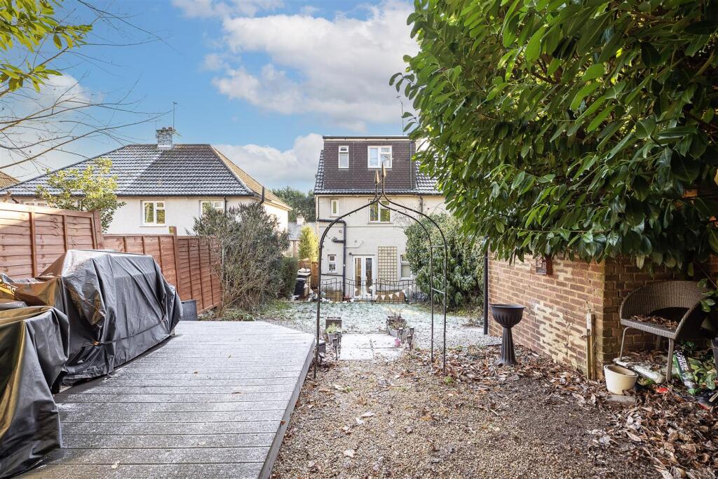 Additional image 12 of Masefield Road, Harpenden