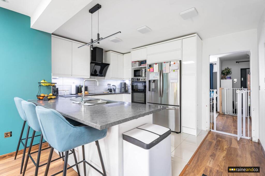 Additional image 3 of Furzefield Road, Welwyn Garden City