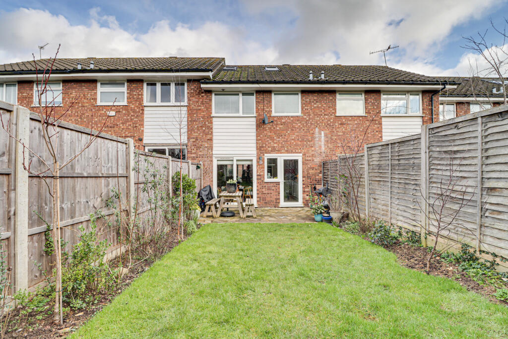 Additional image 15 of The Cleave, Harpenden, Hertfordshire, AL5