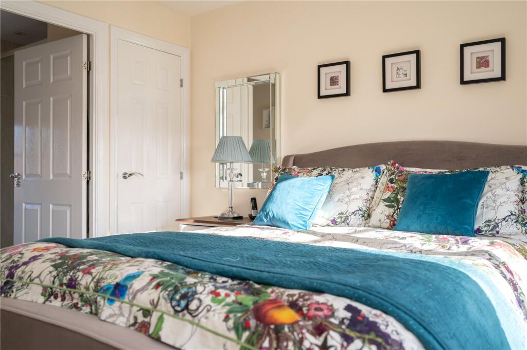 Additional image 6 of Devon Mead, Hatfield, Hertfordshire