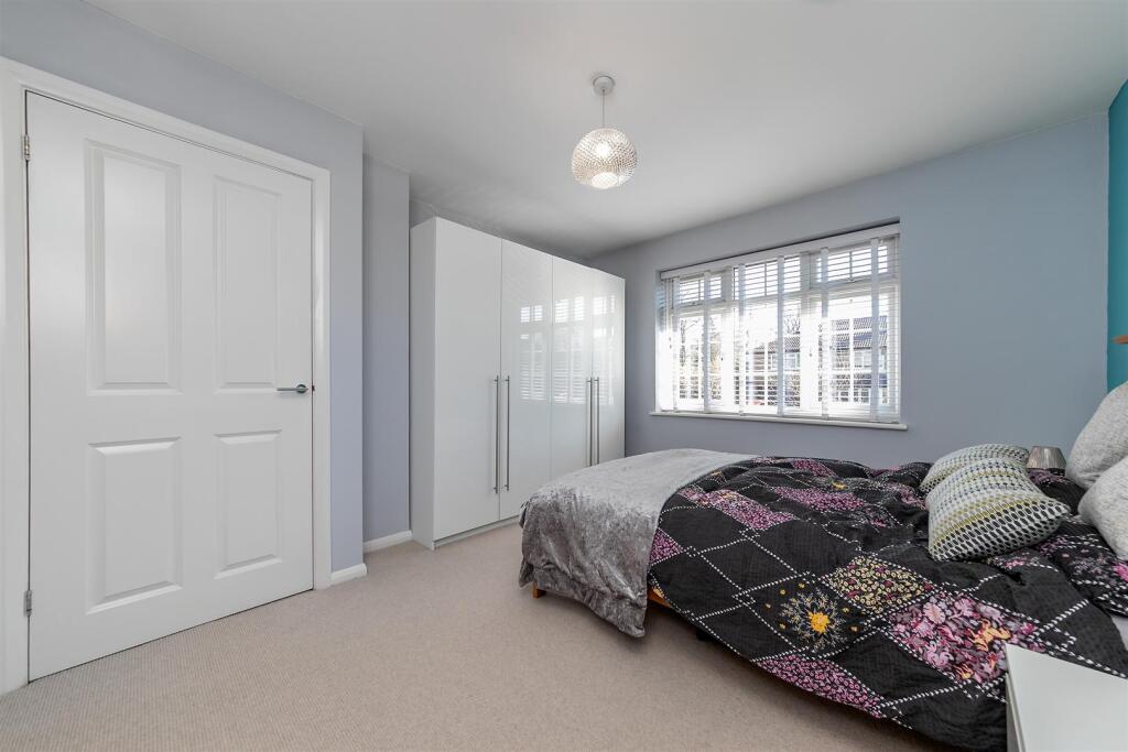 Additional image 22 of Blackthorn Close, St. Albans