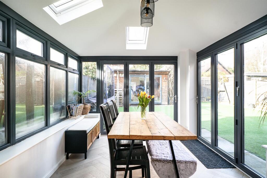 Additional image 4 of Maplefield, Park Street, St. Albans