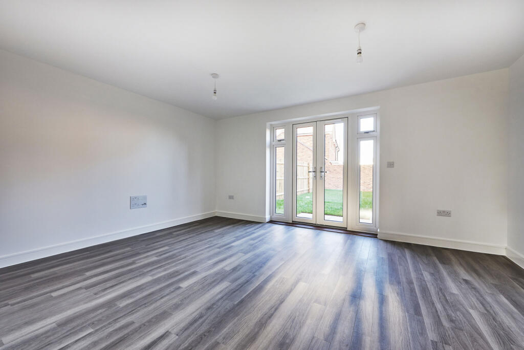 Additional image 16 of Falcon Way, St. Albans, Hertfordshire, AL4