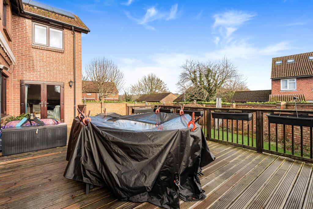 Additional image 19 of Beverley Gardens, St Albans, AL4