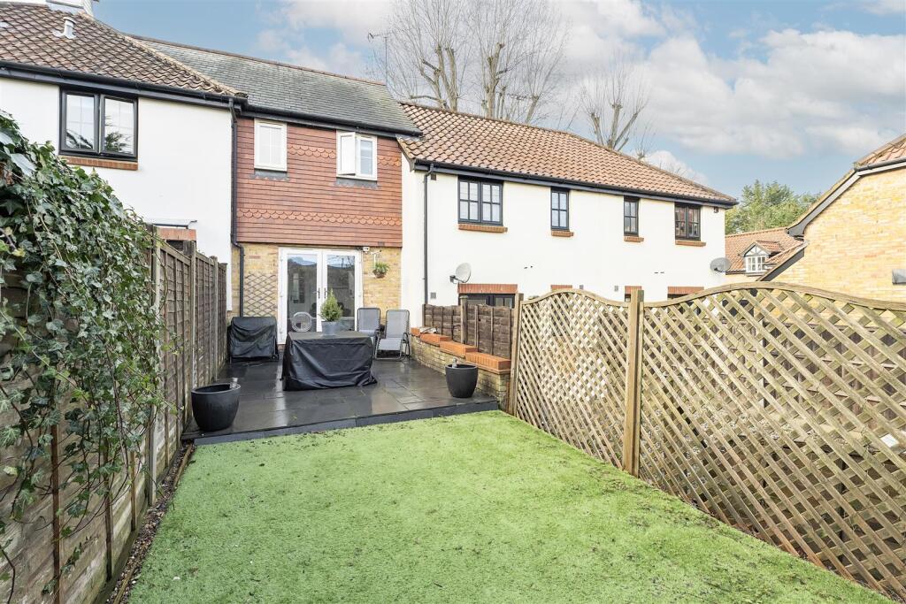 Additional image 11 of Loire Mews, Harpenden