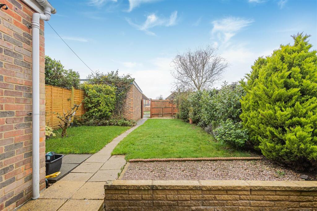 Additional image 21 of Harwood Close, Tewin, Welwyn