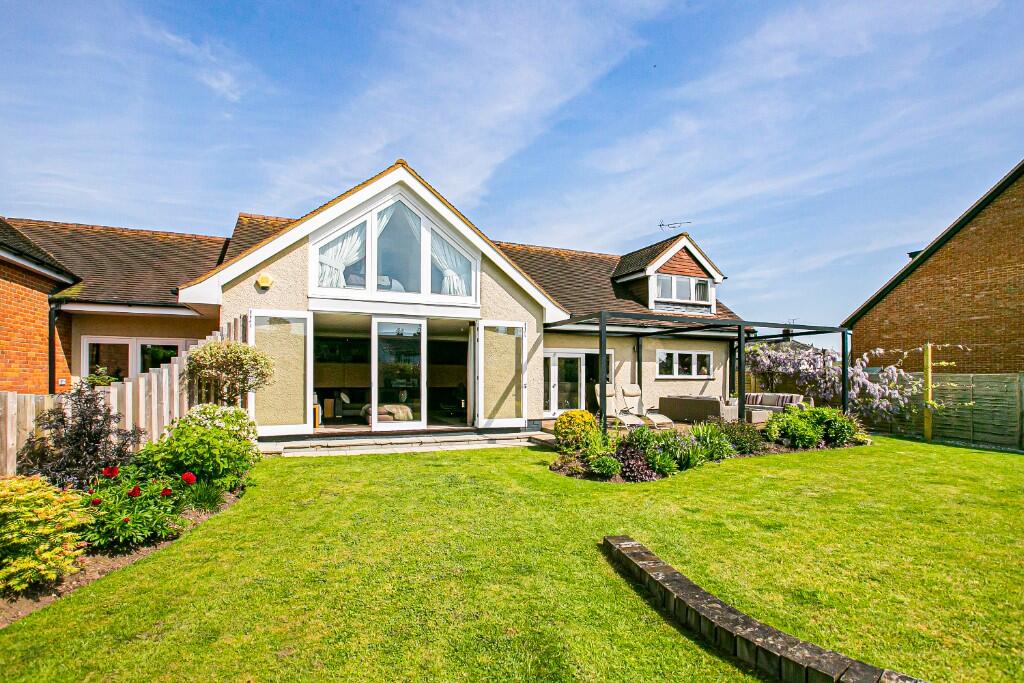 Additional image 39 of Truly distinctive family home, 1 Lamb Lane, Redbourn, AL3