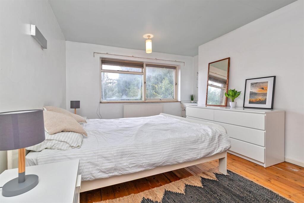 Additional image 11 of Townsend Drive, St. Albans