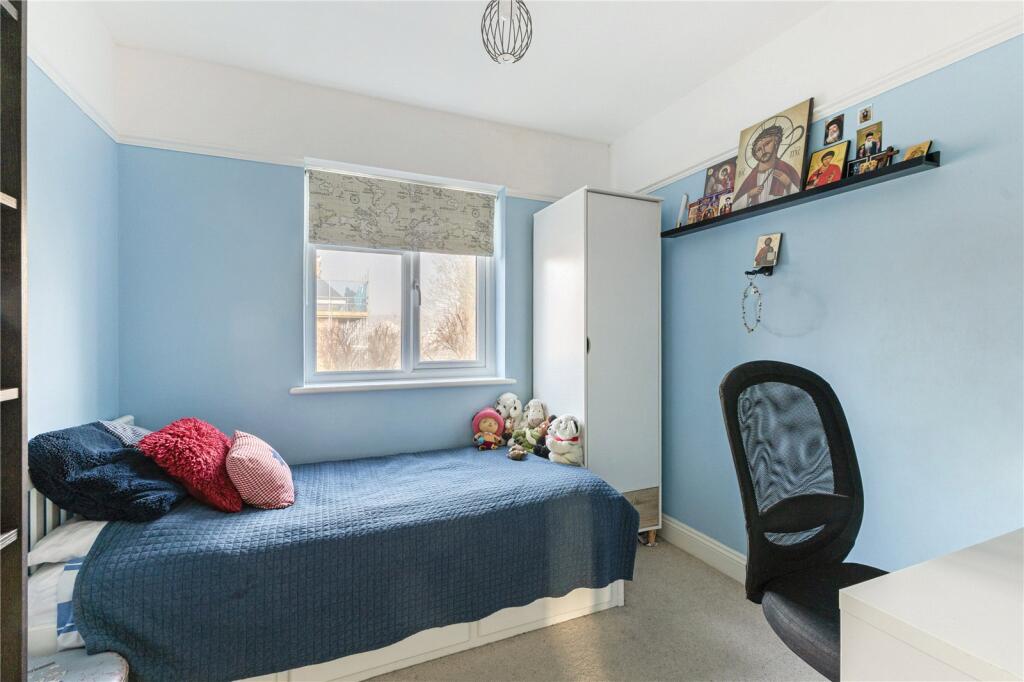 Additional image 14 of West Way, Harpenden, Hertfordshire, AL5