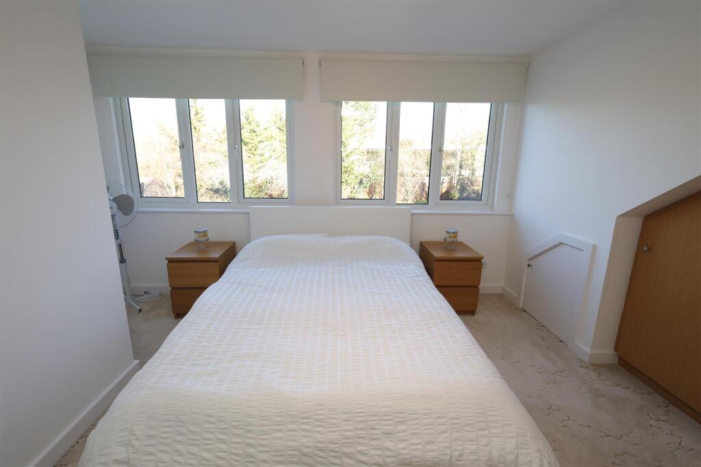 Additional image 20 of Bulls Lane, Brookmans Park