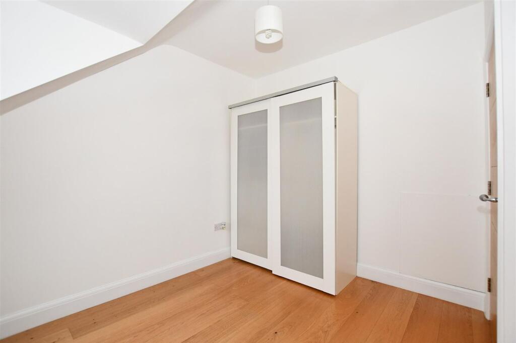 Additional image 7 of Upton Avenue, St. Albans, AL3