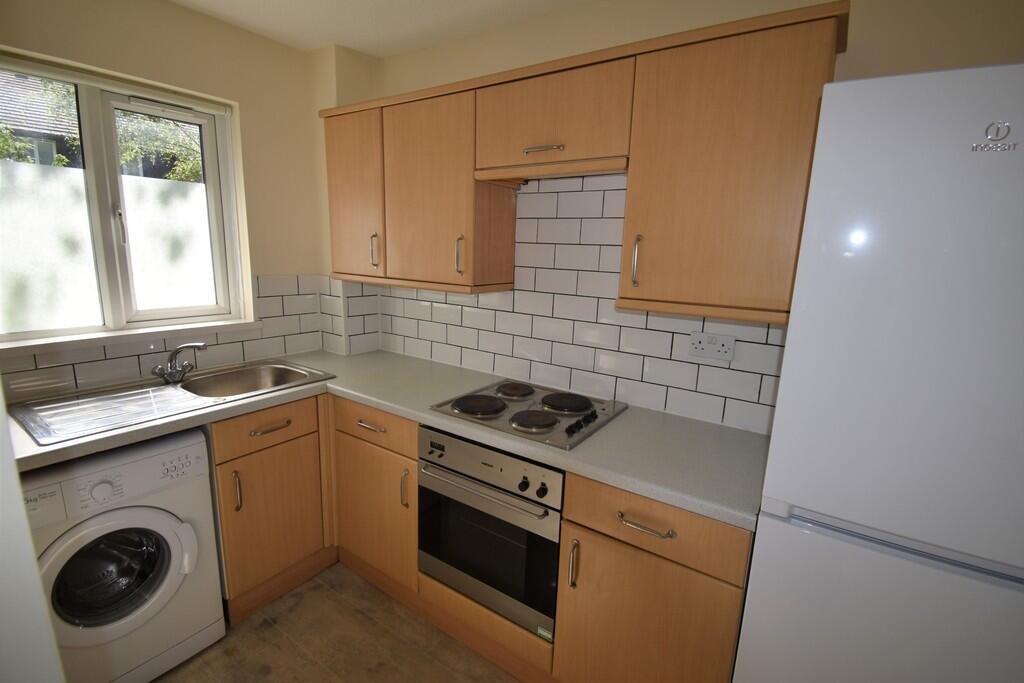 Additional image 3 of Ramblers Way, Welwyn Garden City.