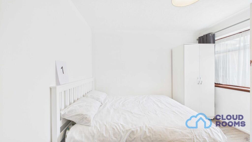 Additional image 5 of Cedar Road, Hatfield, Hertfordshire, AL10