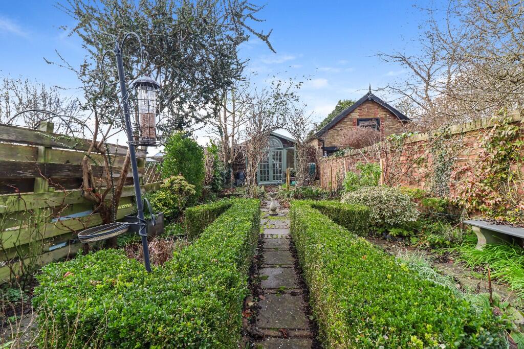 Additional image 28 of Hill Street, St. Albans, Hertfordshire, AL3