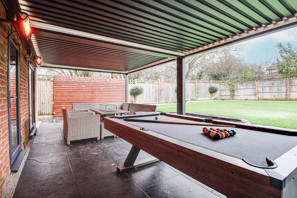 Additional image 22 of Tuffnells Way, Harpenden, Hertfordshire, AL5