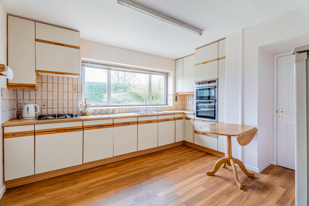 Additional image 25 of Dale Avenue, Wheathampstead, St. Albans, Hertfordshire, AL4